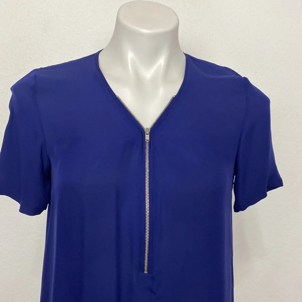 The Kooples Blue 100% Silk Preppy V-Neck Short Sleeve Coastal Blouse Size M - Picture 2 of 9
